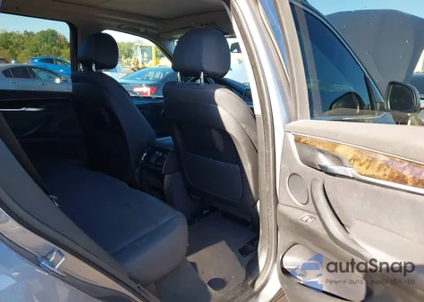 2016 BMW X5 xDrive35I z USA, uszkodzony, nr VIN 5UXKR0C52G0S87016